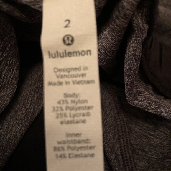 Lululemon on the fly crop 23’ - Picture 4 of 4
